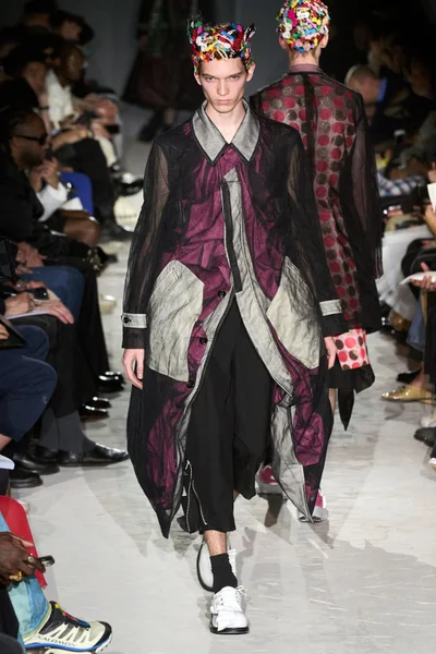 Look 40